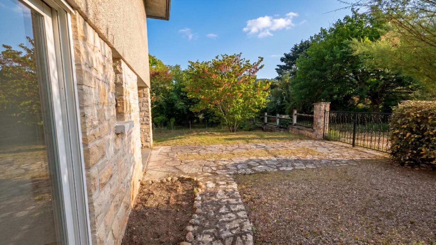 CAHORS Cahors 46000, Maison 5 pièces, sur sous-sol, au calme 3