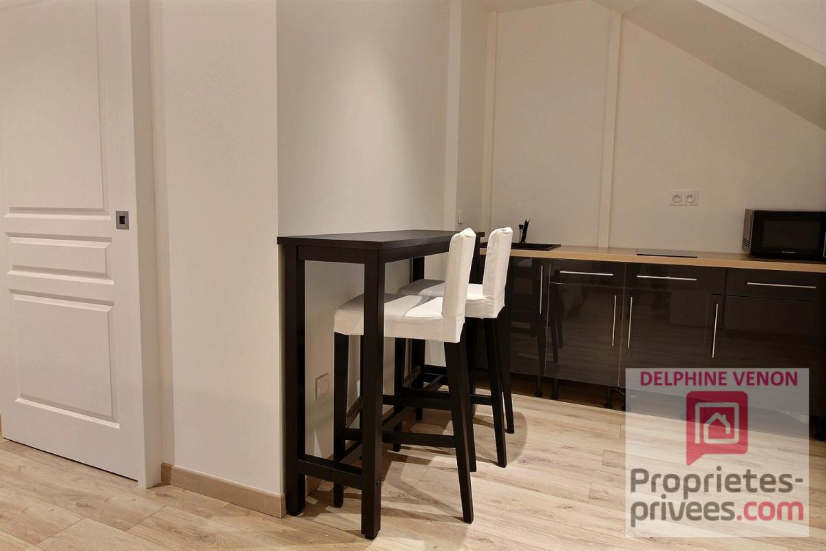 CHATEAUNEUF-SUR-LOIRE Exclusvité -Maison de standing 3 chambres en hypercentre proche Loire et commerces 5