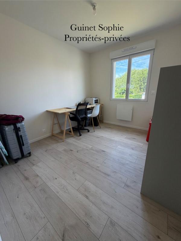 SAINTE-HERMINE Maison Sainte Hermine 5 pièce(s) 130 m2 11