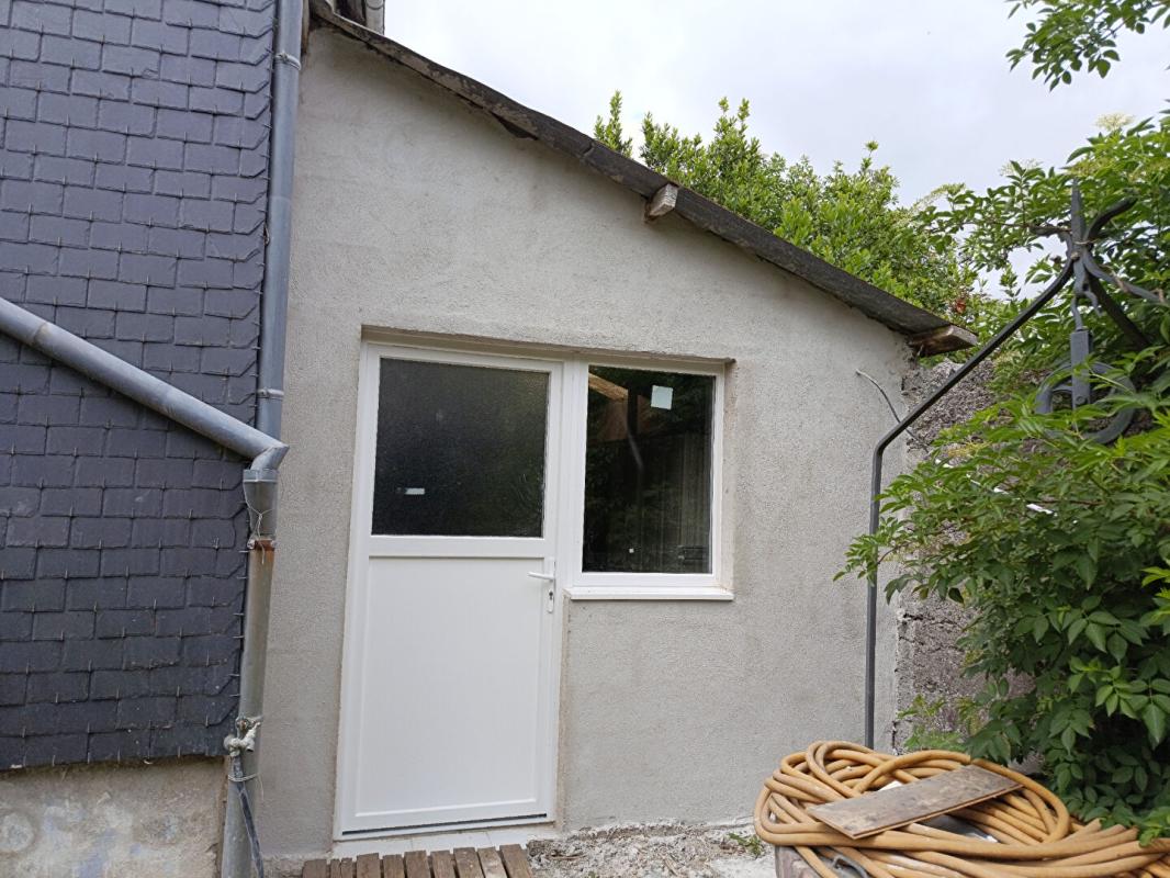 CARHAIX-PLOUGUER Maison  5 pièce(s) 87 M2 16