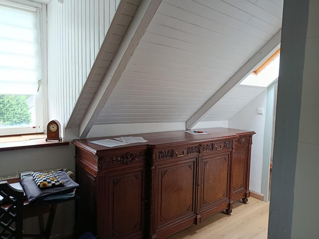 CARHAIX-PLOUGUER Maison  5 pièce(s) 87 M2 7