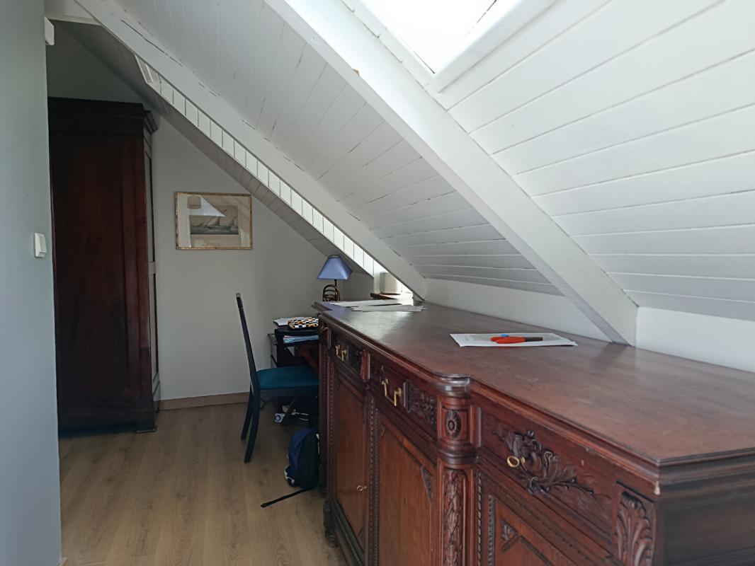 CARHAIX-PLOUGUER Maison  5 pièce(s) 87 M2 8