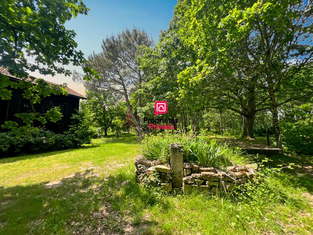 BAZAS Maison en pierre 118 m² sur plus d'un hectare avec dépendances 18