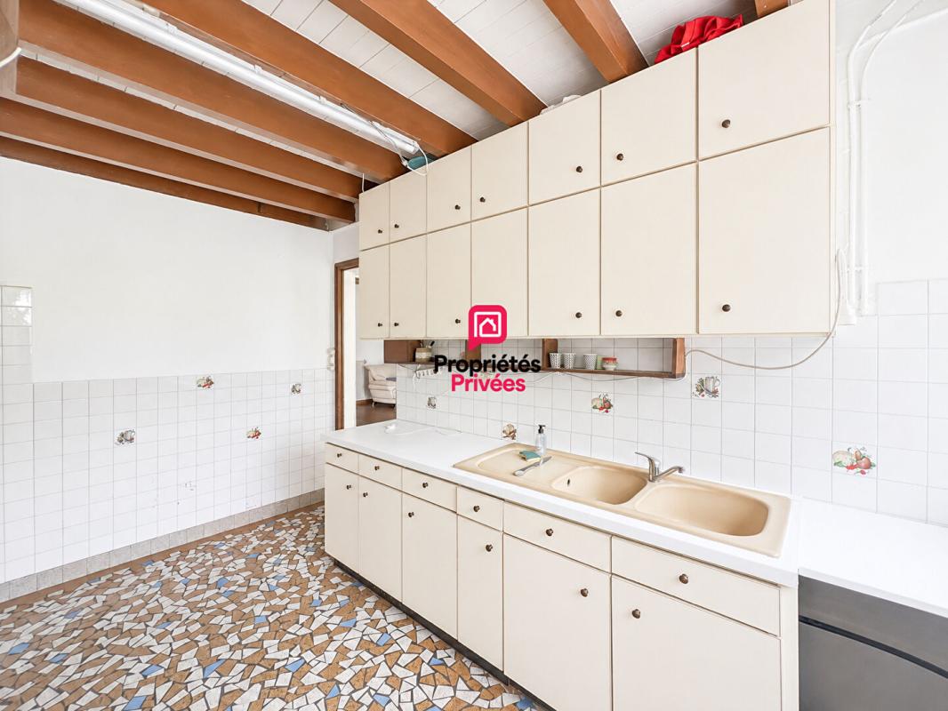 BAZAS Maison en pierre 118 m² sur plus d'un hectare avec dépendances 6