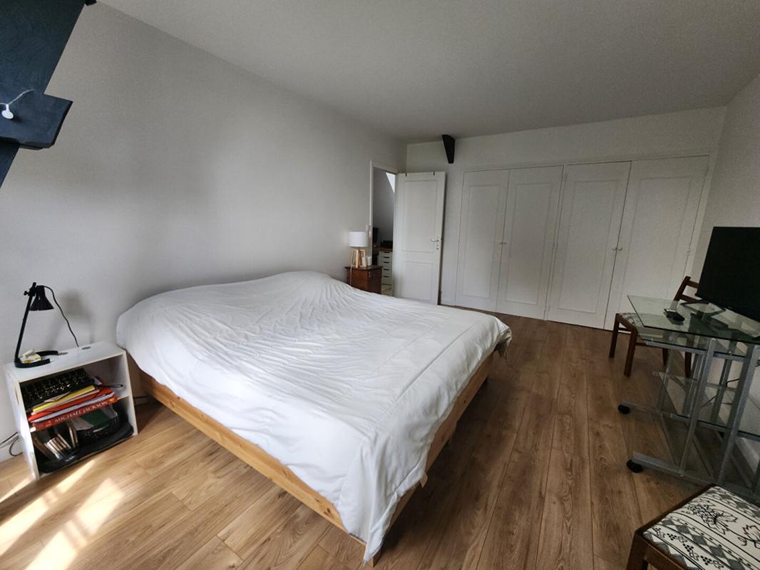 BRIDORE Maison Bridore 9 pièce(s) 225 m2 9