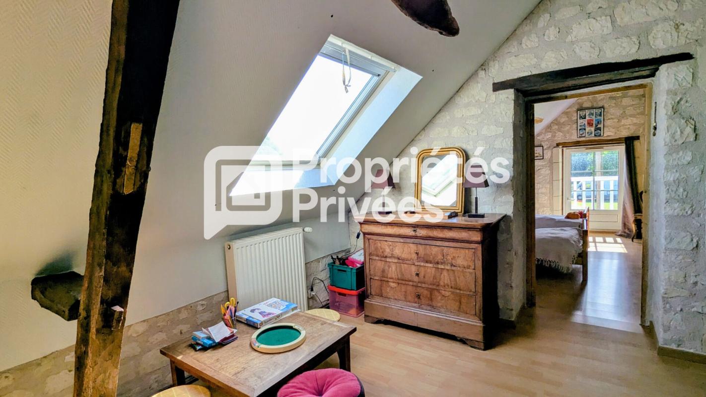 CHINON A Vendre. Longère. CHINON .454000 13