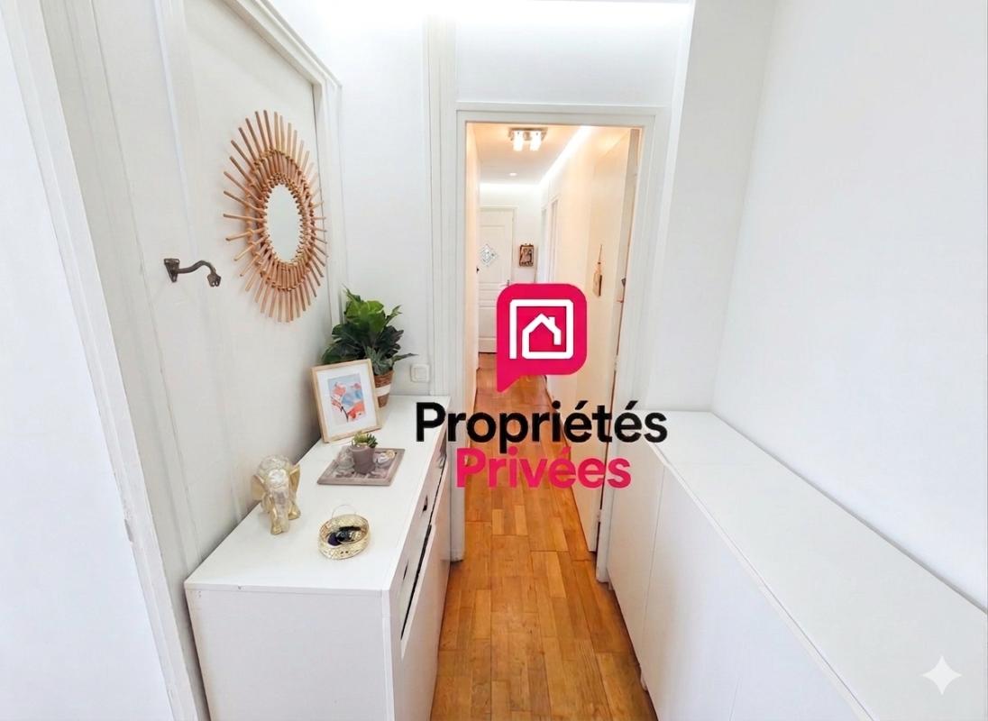 PARIS-15E-ARRONDISSEMENT DEPT 75 - PARIS 15 EME- Appartement 4 pièce(s) 66 m2, balcon, cave 8