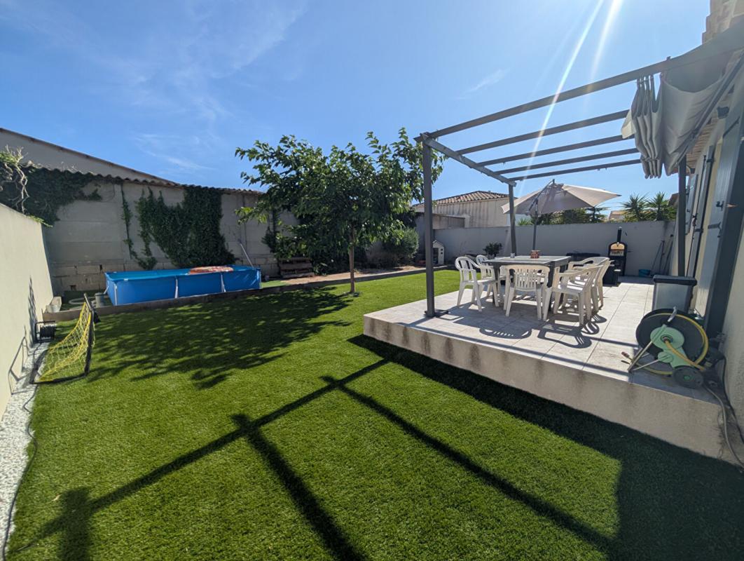 CHATEAUNEUF-LES-MARTIGUES Châteauneuf les Martigues Villa de plain-pied contemporaine au calme et sans vis-à-vis 2