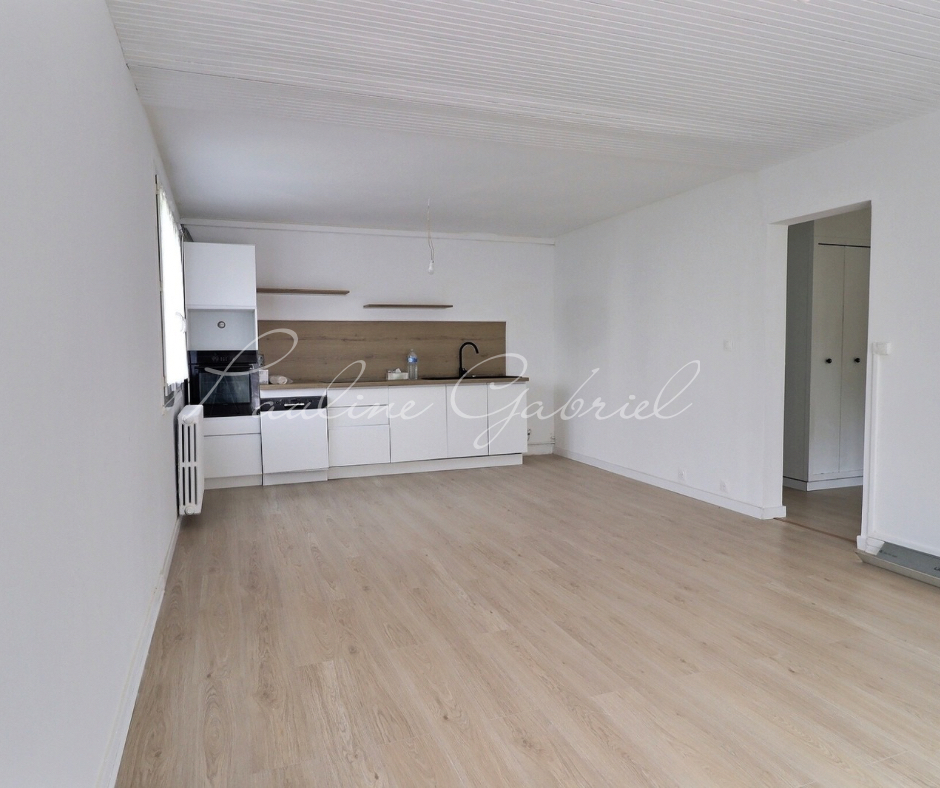 LE HAVRE Maison rénovée à Sainte-Cécile, 4 chambres, sous-sol complet, jardin 5
