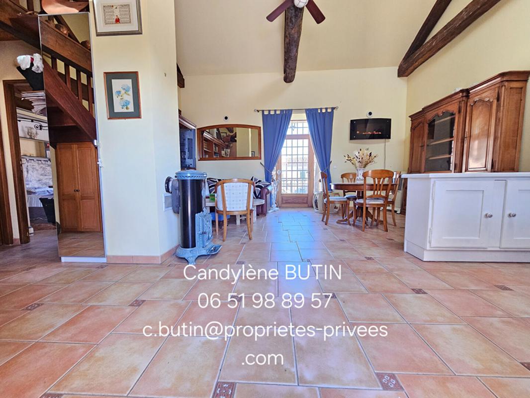 LA REDORTE Duplex 55 m² + studio rénové - Terrasse, balcon, piscine, 2 parkings 3