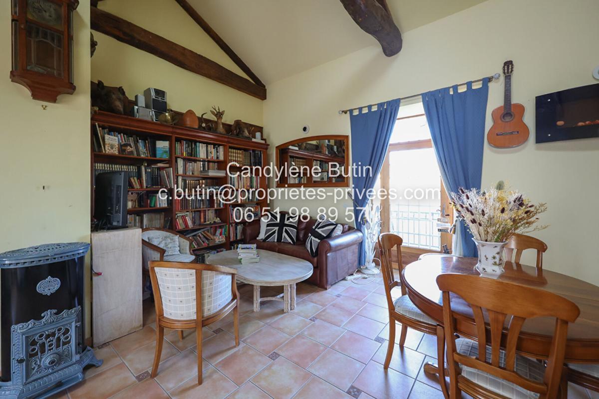 LA REDORTE Duplex 55 m² + studio rénové - Terrasse, balcon, piscine, 2 parkings 5