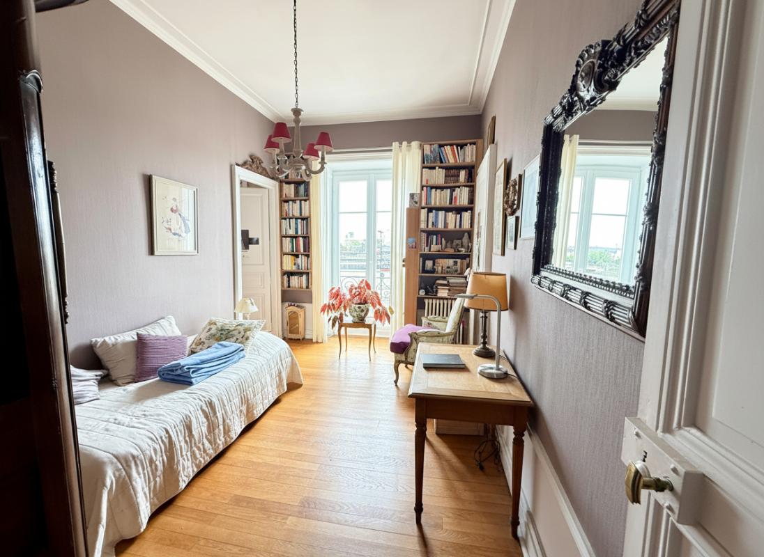 NANTES A VENDRE - APPARTEMENT TYPE 5 - 44100 NANTES 10