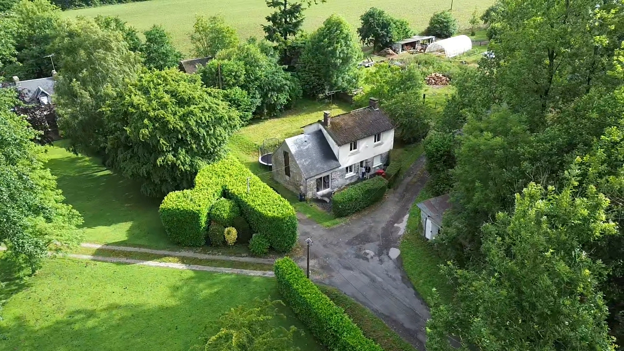 SAINT-JEAN-DES-CHAMPS Charmante maison en pierre, 3 chambres, aux portes de Granville 1