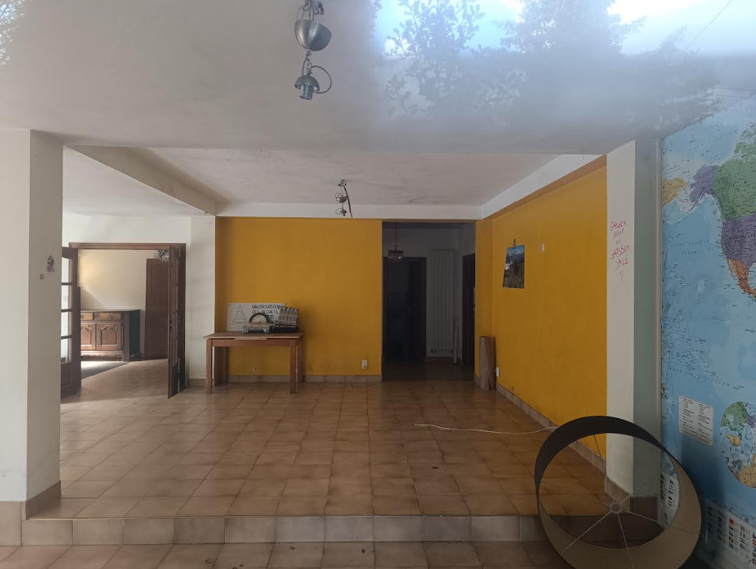 PLONEVEZ-DU-FAOU 29530 Plonevez du Faou maison familiale 7 chambres 2 salons garage sur 2800 m² 5