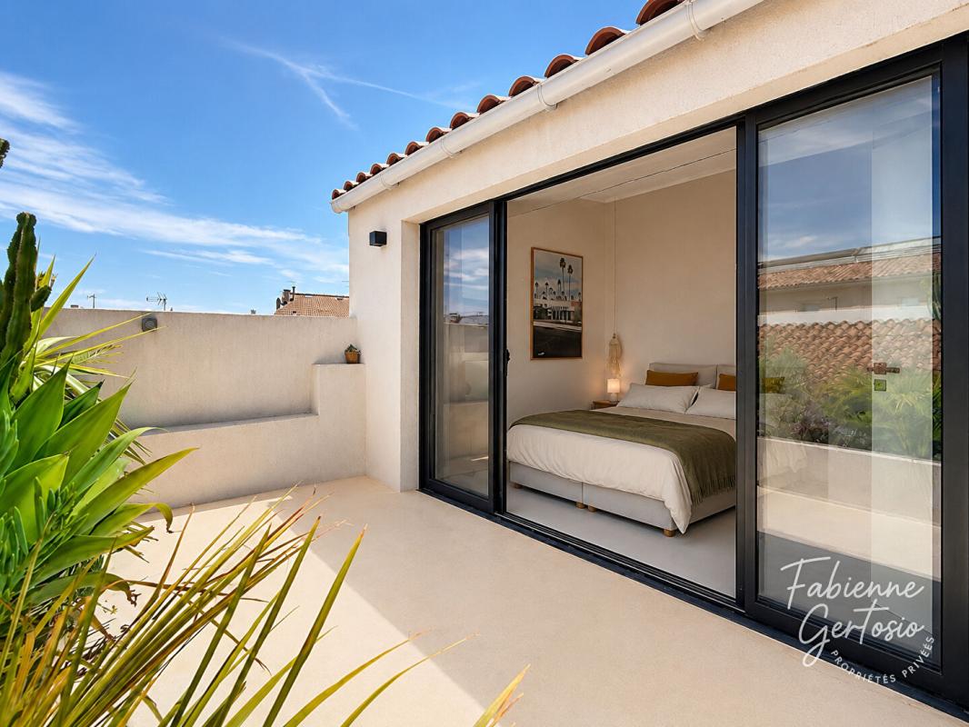 LA CIOTAT La Ciotat ! RARE ! Maison de ville réinventée avec terrasse et solarium 10