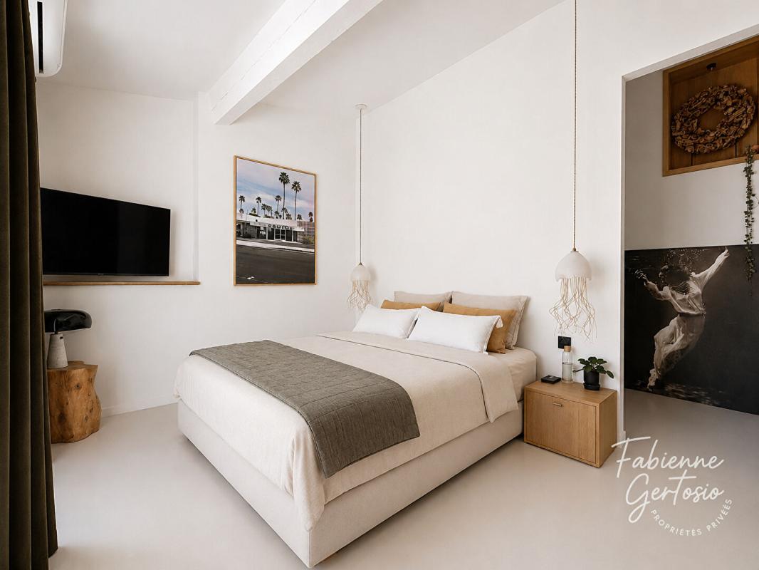LA CIOTAT La Ciotat ! RARE ! Maison de ville réinventée avec terrasse et solarium 8