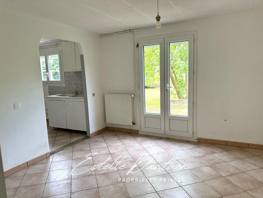 BEAUREPAIRE Maison Beaurepaire avec potentiel studio 11