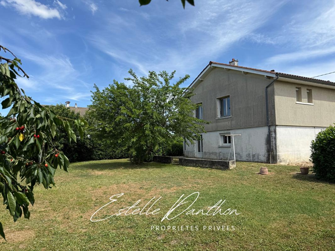 BEAUREPAIRE Maison Beaurepaire avec potentiel studio 15