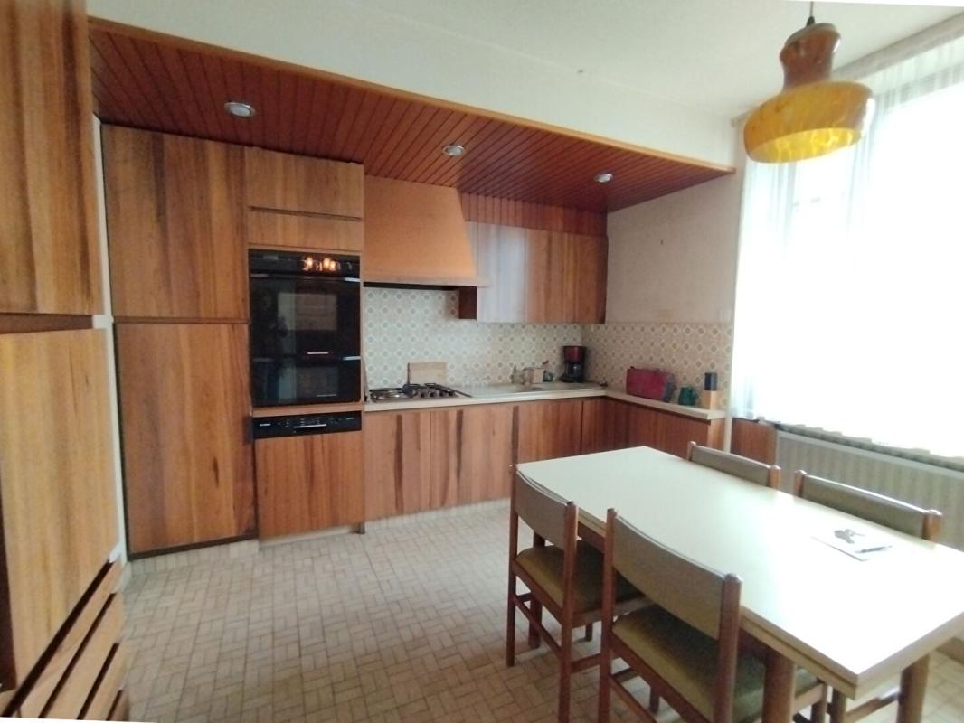 DIVATTE-SUR-LOIRE Maison 5 chambres, 120m², bourg de la Chapelle Basse Mer (44450) 2