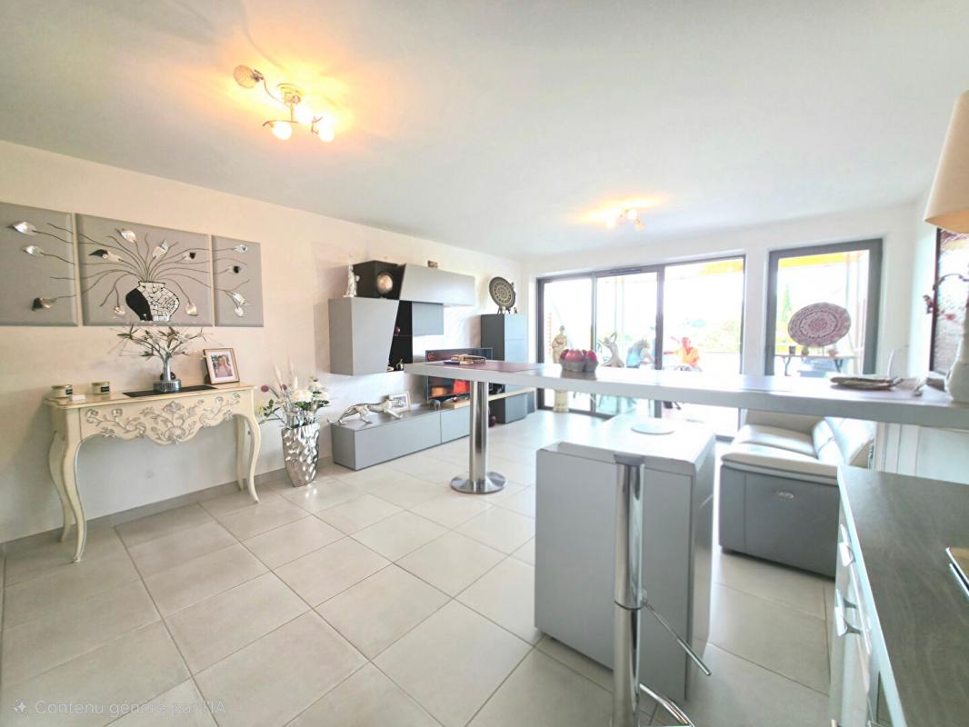 LE LAVANDOU Appartement  3 pièce(s) 65 m2 terrasse / 2 PARKING et ascenseur 9