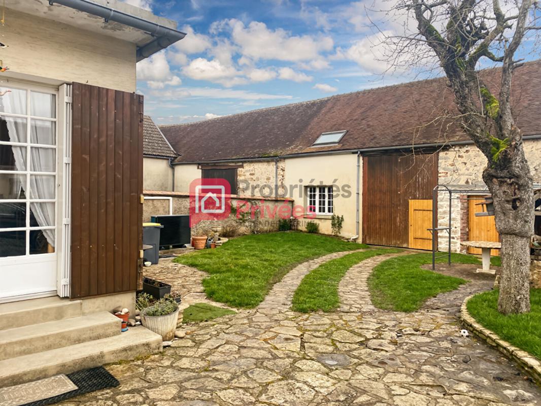 THORIGNY-SUR-OREUSE Maison Thorigny Sur Oreuse 5 pièce(s) 110 m2 1
