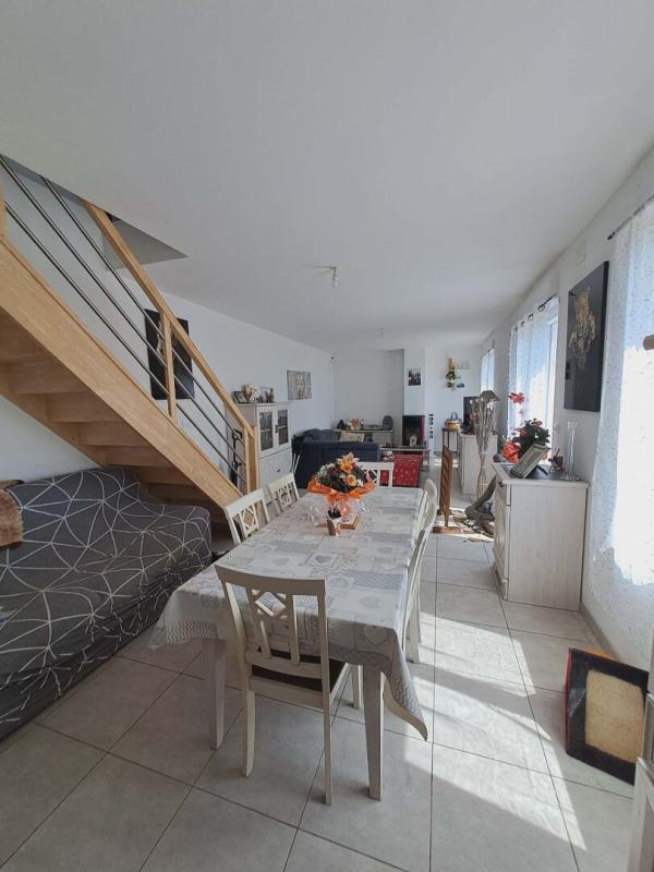 SURFONTAINE Maison Surfontaine 4 pièce(s) 110 m2 3