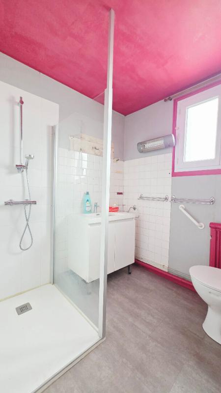 BOURGES BOURGES MAISON 83M² 4 PIECES 3 CHAMBRES SOUS-SOL GARAGE JARDIN 11