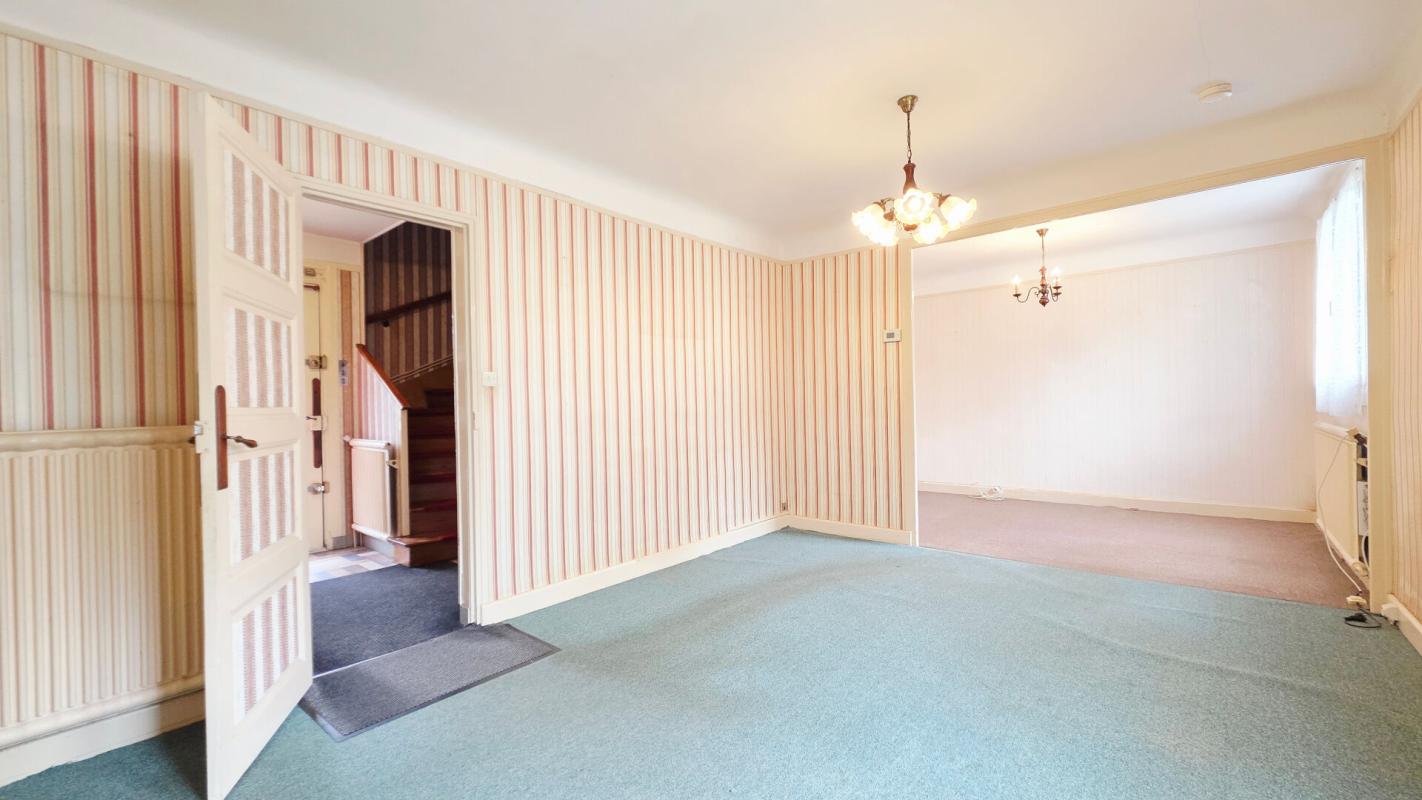 BOURGES BOURGES MAISON 83M² 4 PIECES 3 CHAMBRES SOUS-SOL GARAGE JARDIN 3