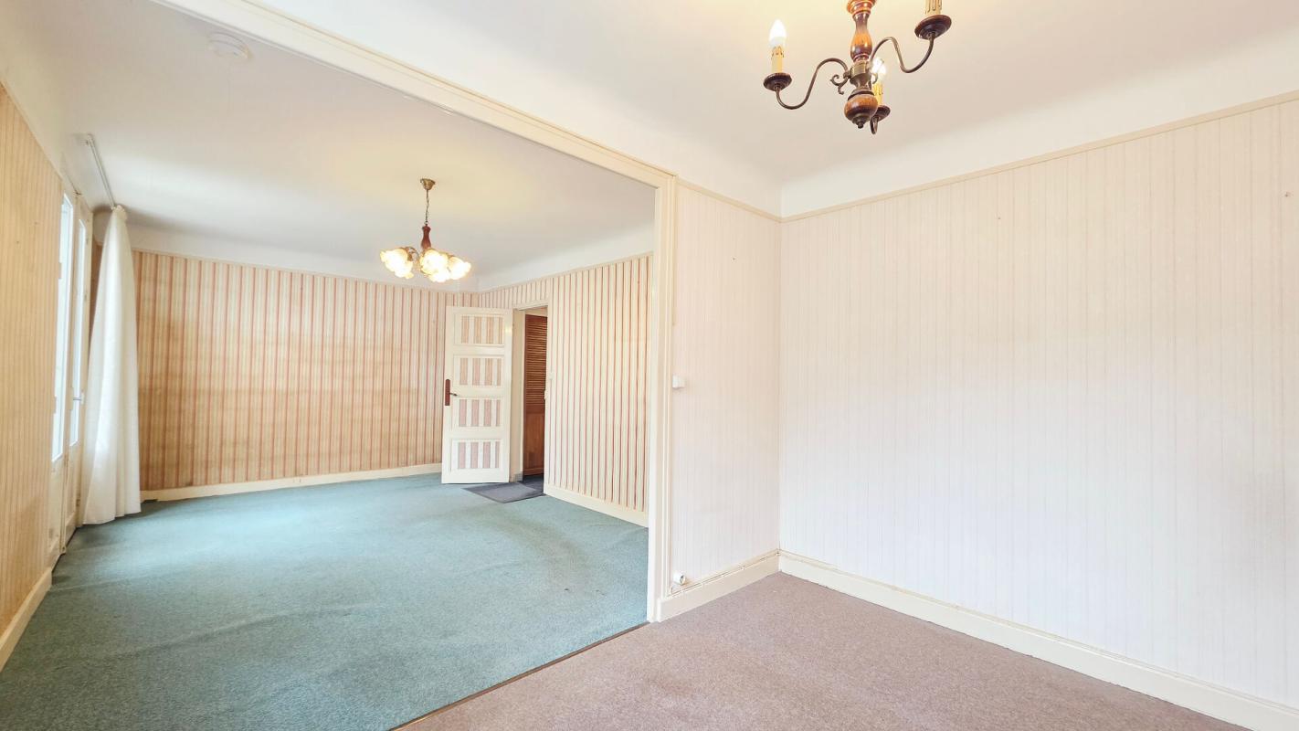BOURGES BOURGES MAISON 83M² 4 PIECES 3 CHAMBRES SOUS-SOL GARAGE JARDIN 5
