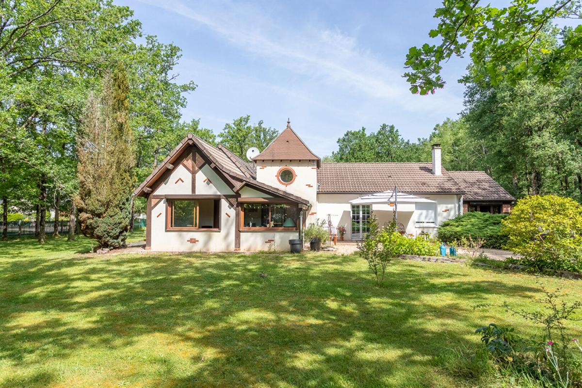 VILLEFRANCHE-SUR-CHER Maison Villefranche Sur Cher 7 pièces 166 m2 2