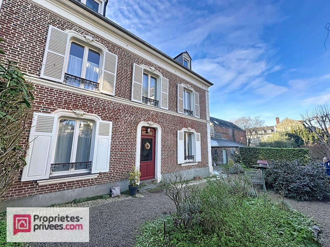 LISIEUX Maison de Maître en centre ville de Lisieux 17