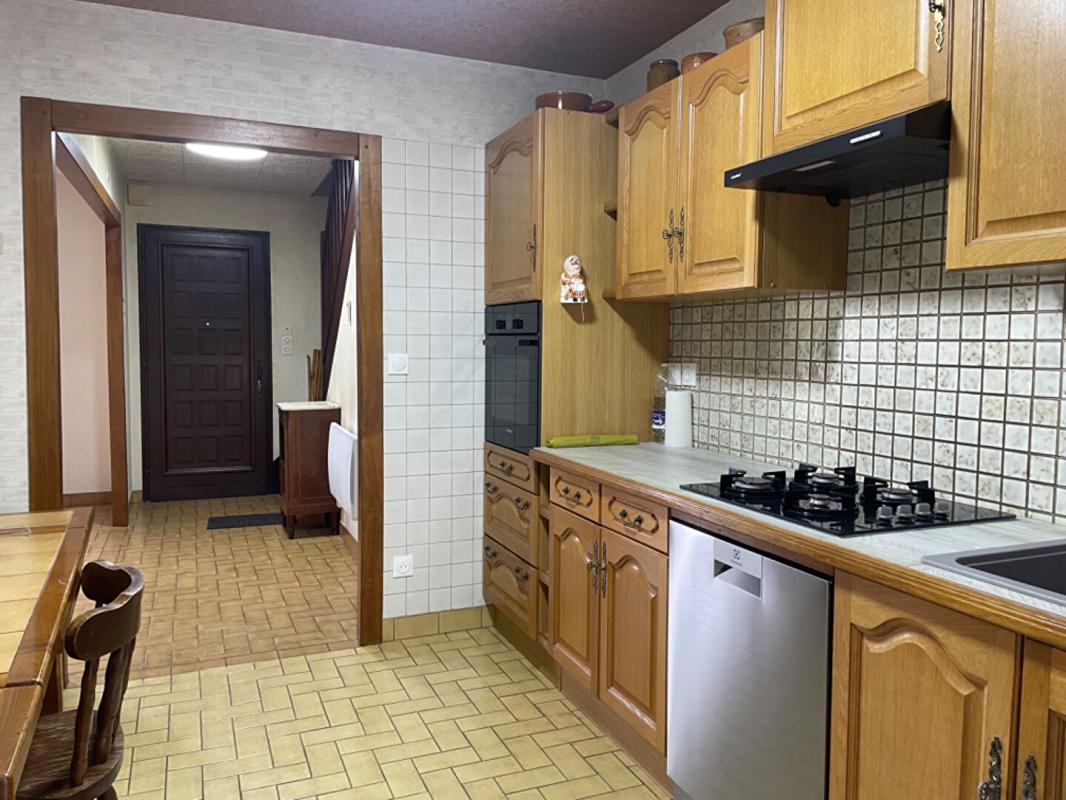 CHATILLON-SUR-LOIRE Maison Chatillon Sur Loire 7 pièce(s) 127.87 m2 7