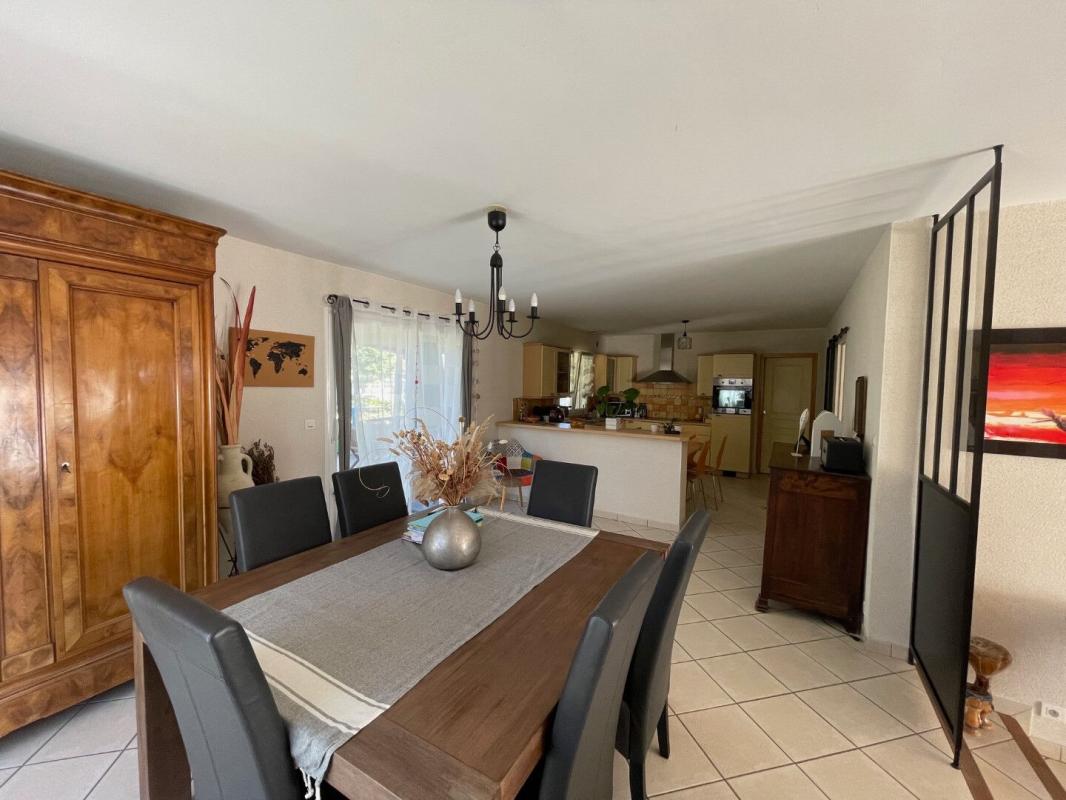NEUILLE Maison Neuillé 7 pièce(s) 170 m2 16