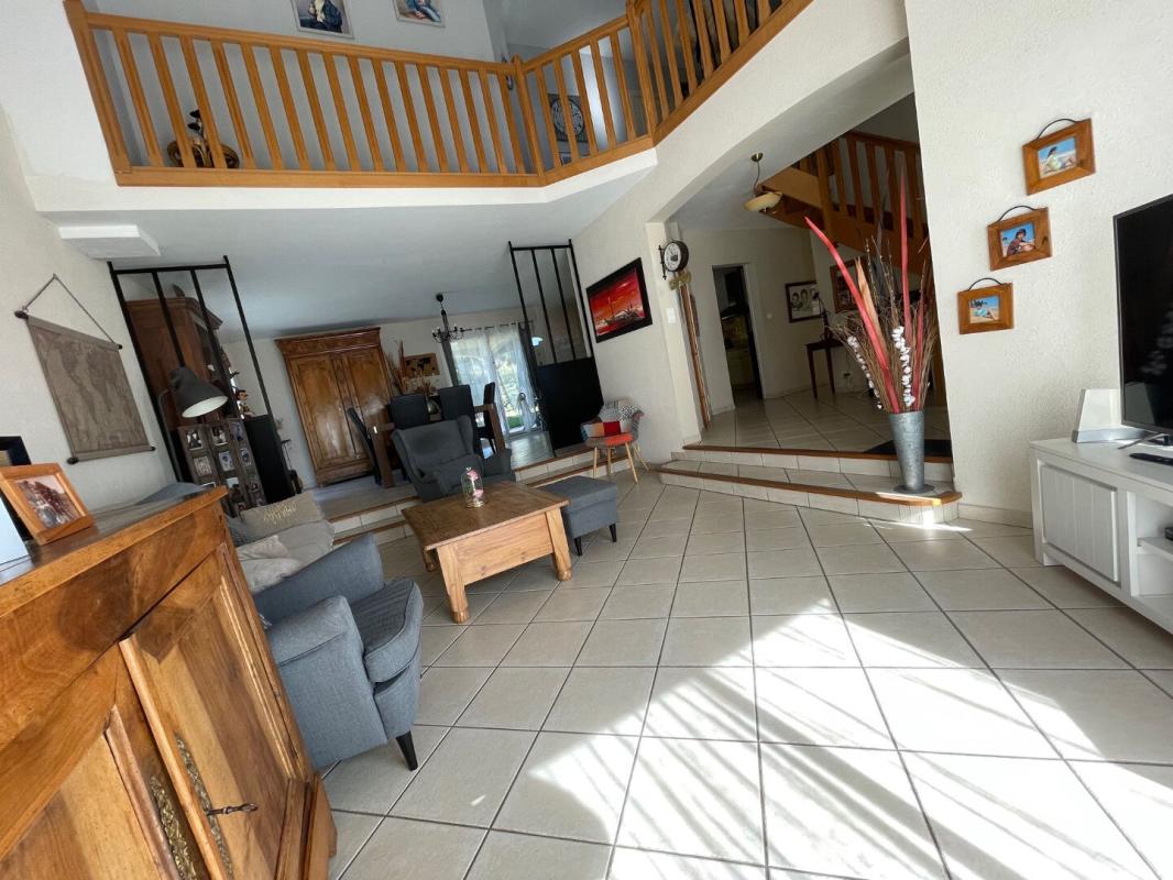 NEUILLE Maison Neuillé 7 pièce(s) 170 m2 9