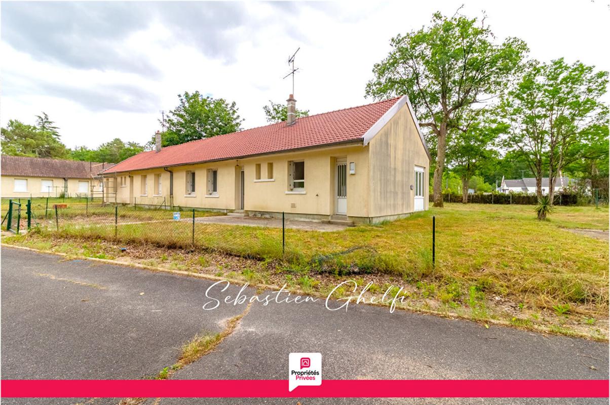 PRUNIERS-EN-SOLOGNE maison à rénover de plain pied avec 4 chambres terrain de 1110 m² 2