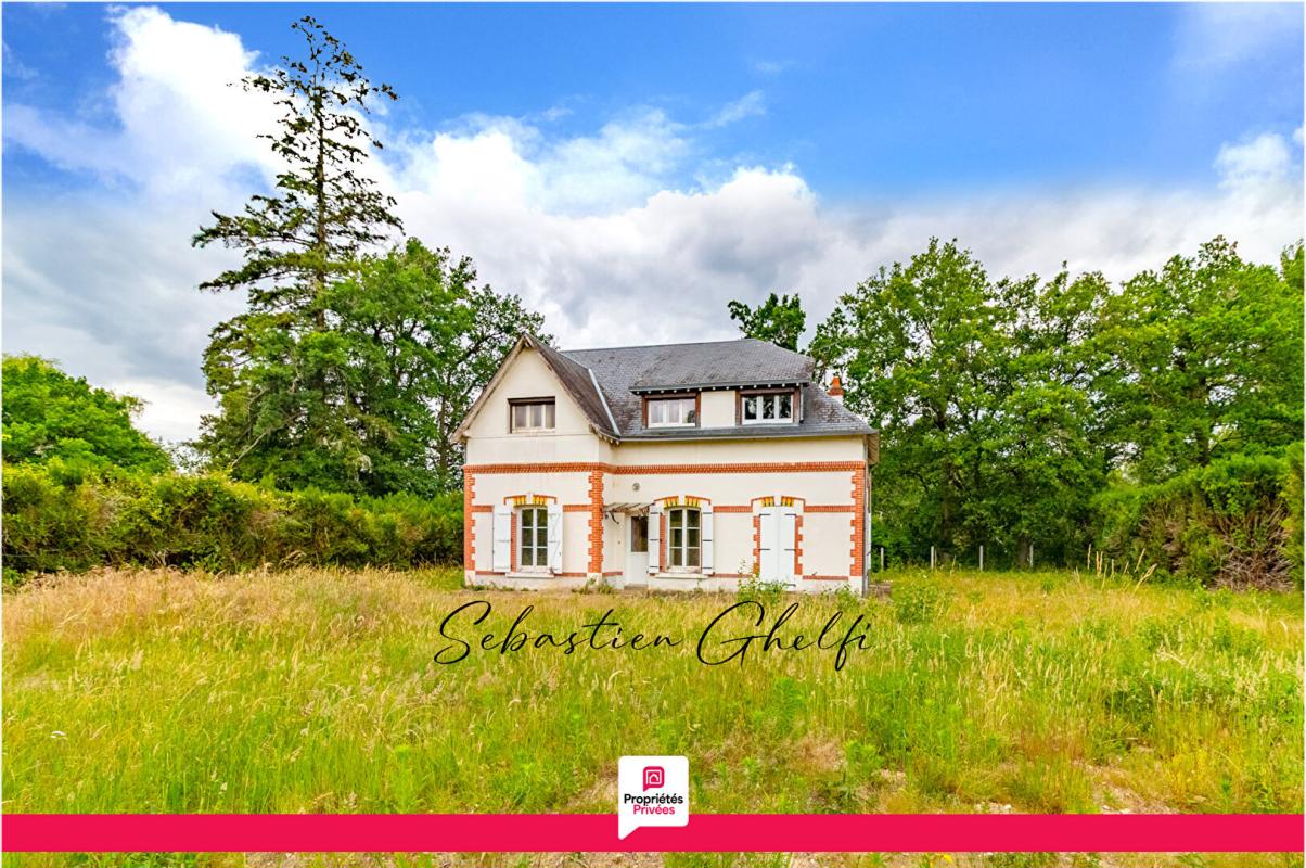 ROMORANTIN-LANTHENAY belle maison à rénover avec 14
