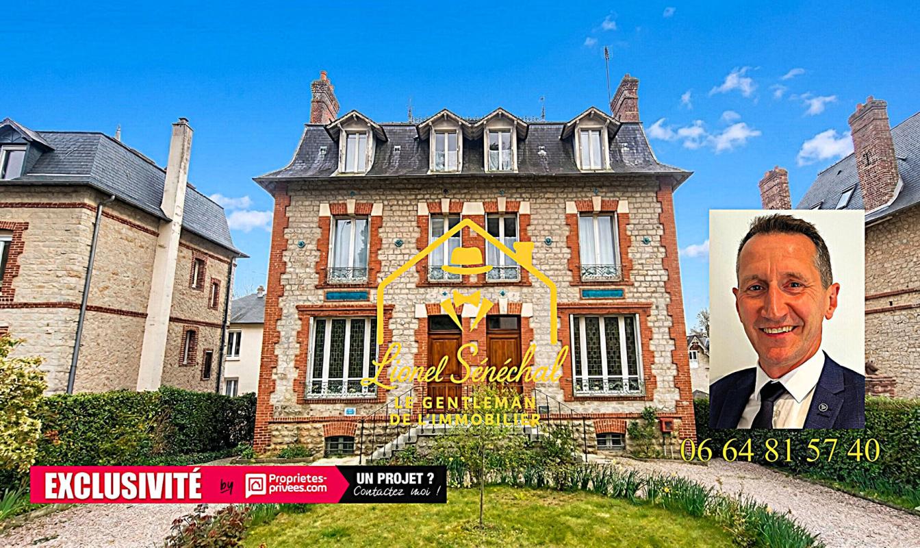 BAGNOLES-DE-L'ORNE Demeure de prestige en pierre de taille avec ses vitraux avec 12 studios pour une superficie de 300 m2 habitables en plein coeur du centre ville de Bagnoles de l' Orne 1