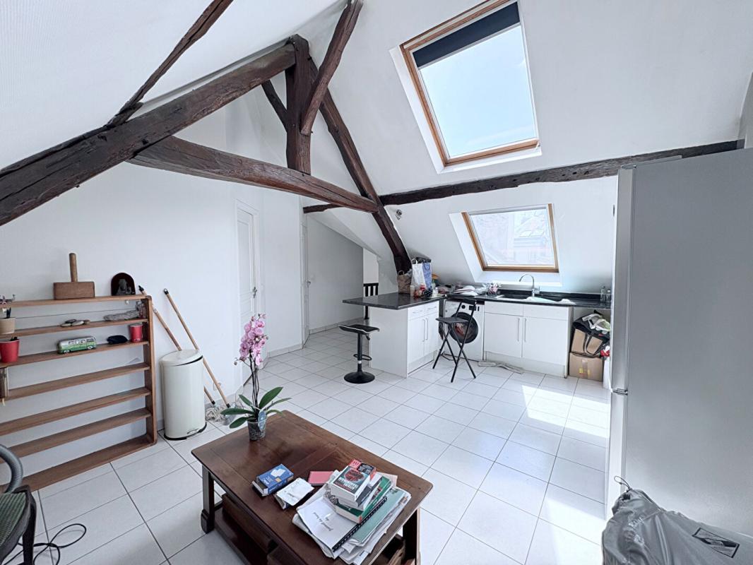 MANTES-LA-JOLIE Appartement Duplex 3 pièces - Centre-ville de Mantes-la-Jolie - INVESTISSEMENT LOCATIF 1