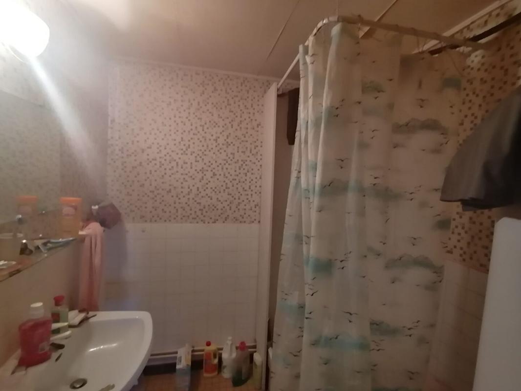 LE MENIL-SCELLEUR 61320 LE MENIL SCELLEUR , Fermette longère à restaurer, 70 m2 environ, 1 chambre, PRIX 32 990 honoraires 13,76% inclus à la charge de l'acquéreur, soit 29 000 hors honoraires 7
