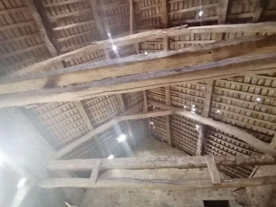 LE MENIL-SCELLEUR 61320 LE MENIL SCELLEUR , Fermette longère à restaurer, 70 m2 environ, 1 chambre, PRIX 32 990 honoraires 13,76% inclus à la charge de l'acquéreur, soit 29 000 hors honoraires 8