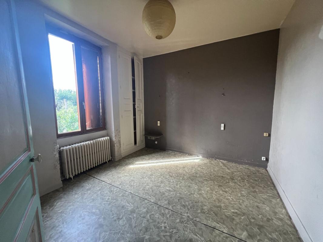 MONDOUBLEAU Maison de pays 5 pièce(s) 90 m2 9