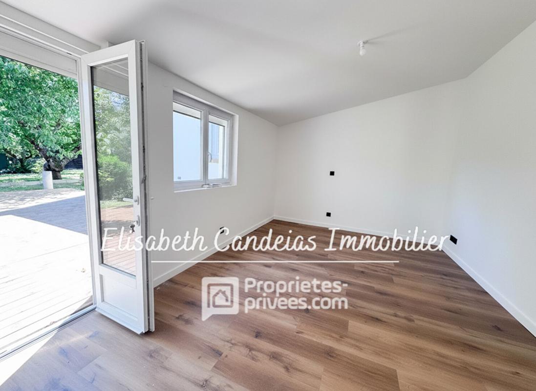 SAINT-JEAN T2 avec garage et jardin intimiste 2
