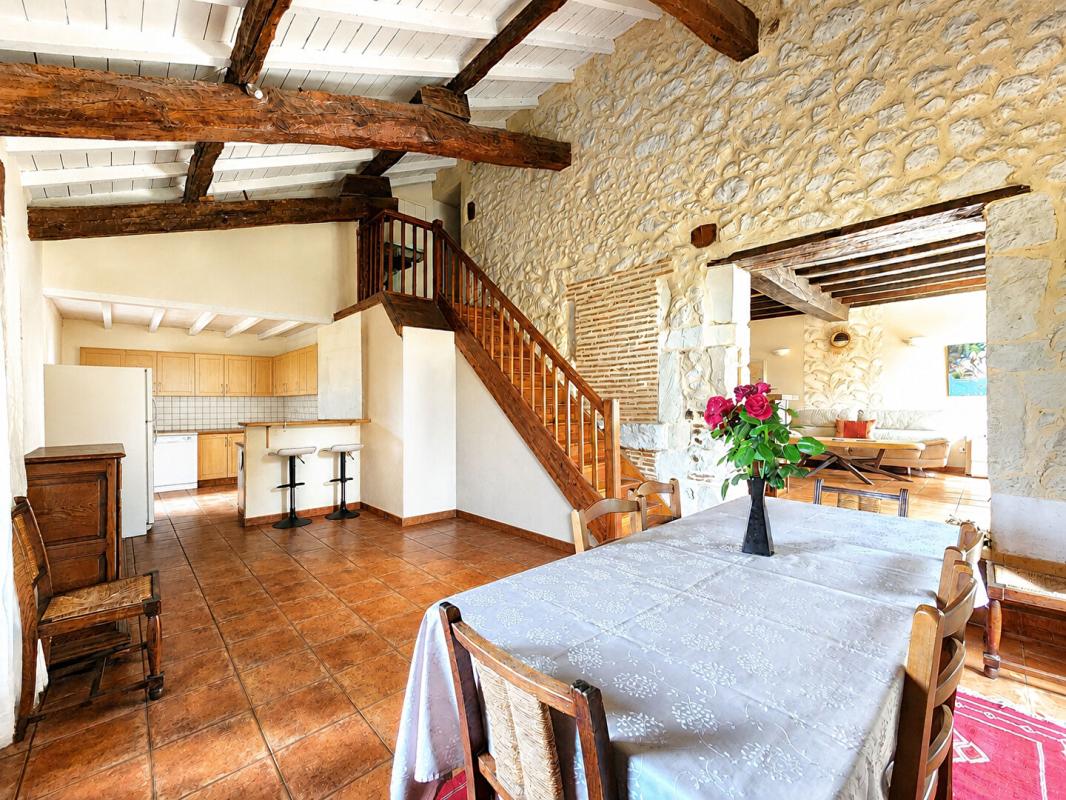 MONTFORT-EN-CHALOSSE Ancienne Ferme Landaise 235 m2 - 2 logements - 3,7 hectares 4