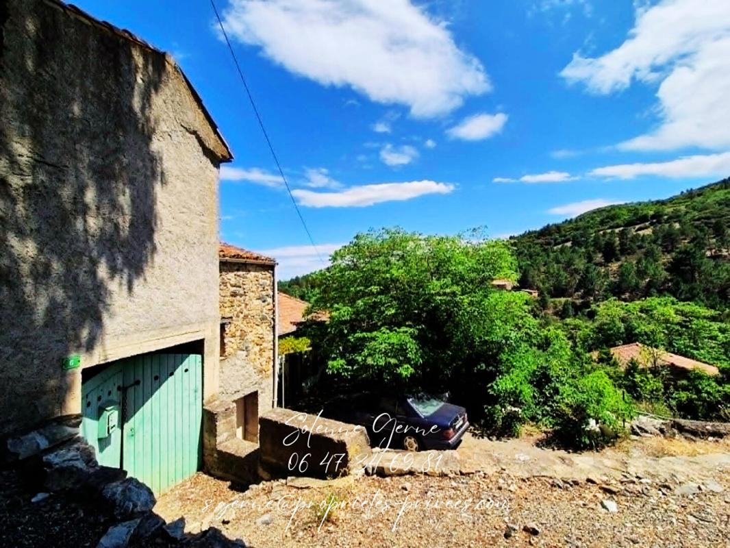 ROQUEBRUN Remise de 135 m² 2