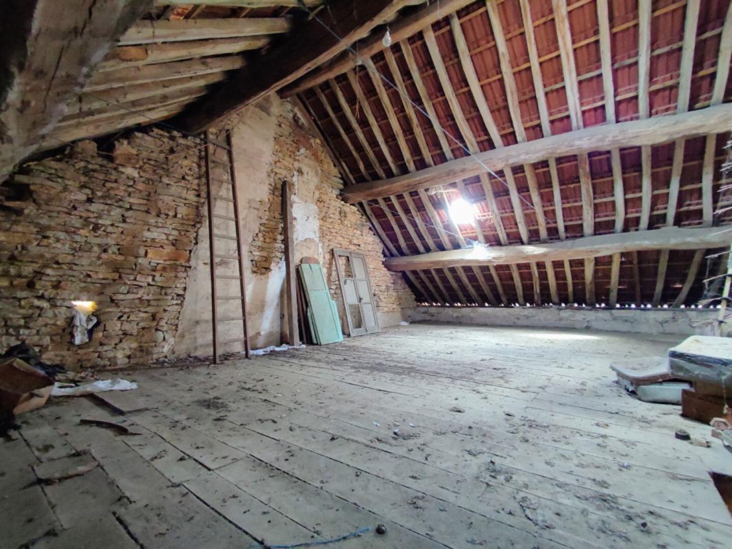 FONTENAY-PRES-VEZELAY Maison Fontenay Près Vézelay 4 pièces 88 m2 7