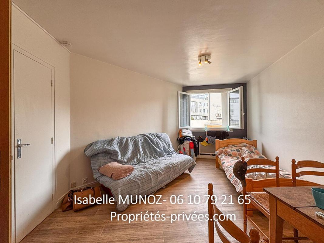 CLERMONT-FERRAND lot de 2 appartements F1 let F2 à Clermont Ferrand, les Carmes 13