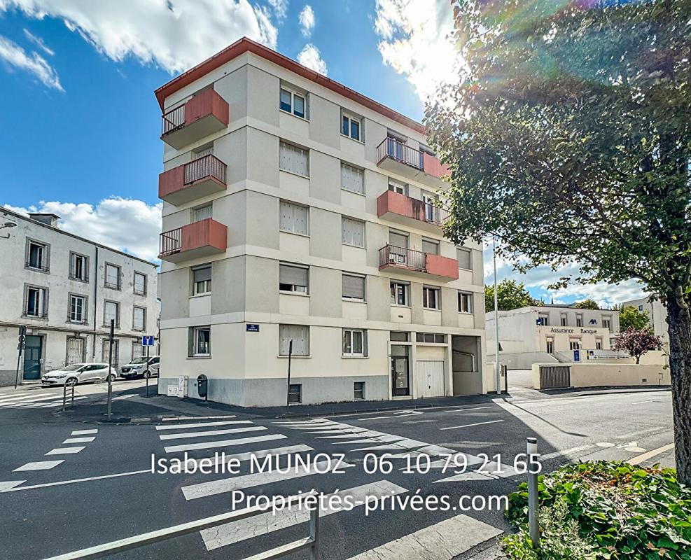 CLERMONT-FERRAND lot de 2 appartements F1 let F2 à Clermont Ferrand, les Carmes 1
