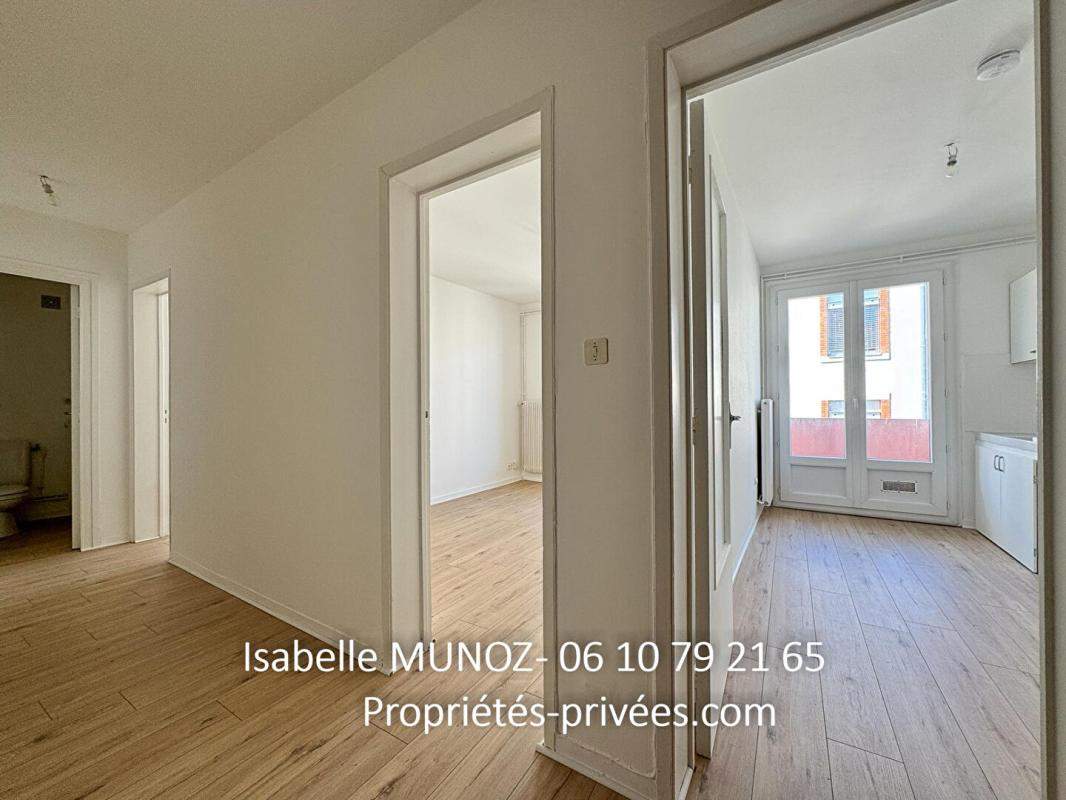 CLERMONT-FERRAND lot de 2 appartements F1 let F2 à Clermont Ferrand, les Carmes 5