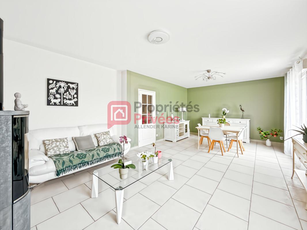 FONTAINE-LA-GAILLARDE Maison Fontaine La Gaillarde 4 pièce(s) 120 m2 2
