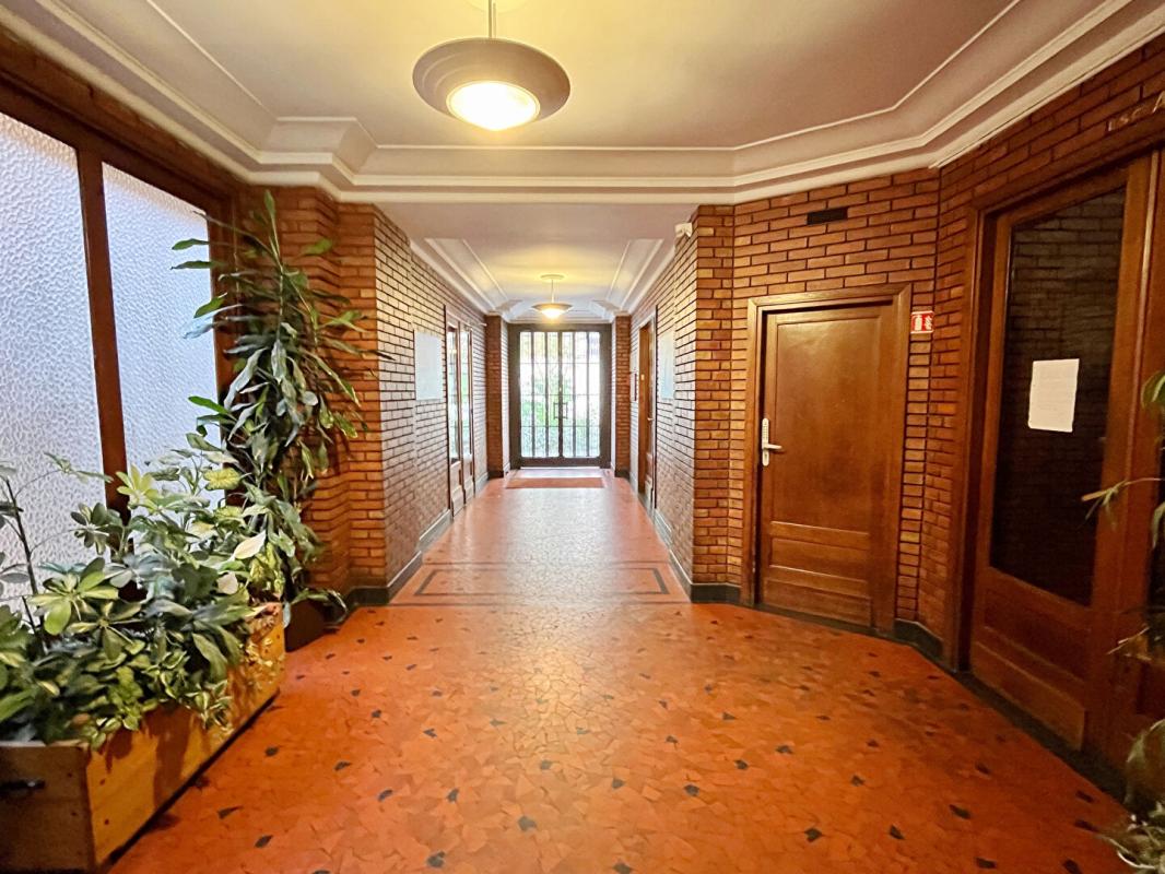 LEVALLOIS-PERRET Studette 11 m2 Levallois 6